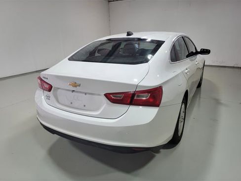 Used 2020 Chevrolet Malibu LS image 16