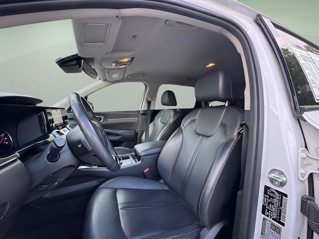 Used 2023 Kia Sorento S FWD image 16