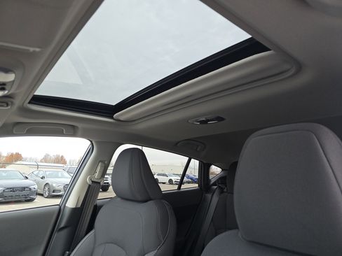 New 2026 Subaru Crosstrek 2.0i Premium image 9