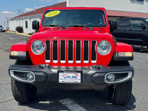 Used 2020 Jeep Wrangler Unlimited Sahara AWD/4WD image 2