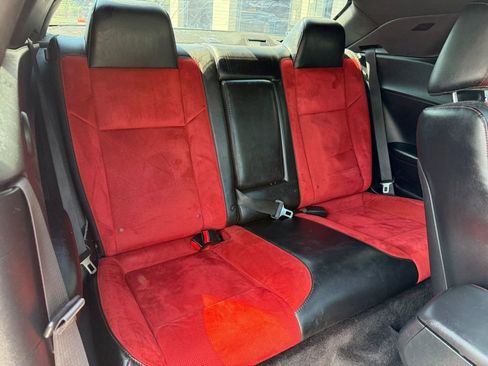 Used 2017 Dodge Challenger GT w/ Driver Convenience Group image 19