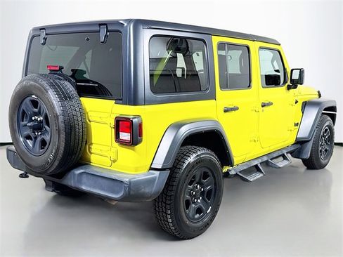 Used 2023 Jeep Wrangler Sport image 4