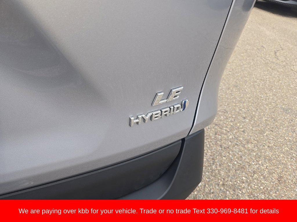 Used 2023 Toyota RAV4 LE AWD/4WD image 30