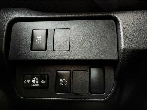 Used 2023 Toyota Tacoma SR5 image 32