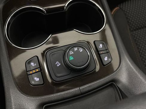 Used 2020 GMC Acadia AT4 image 47