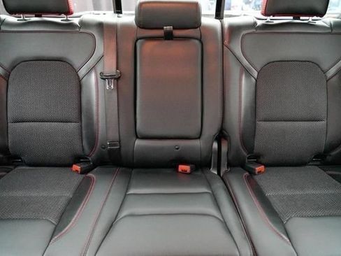 Used 2022 RAM 1500 Rebel AWD/4WD image 17