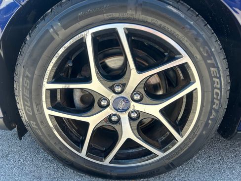 Used 2017 Ford Focus SEL FWD image 10