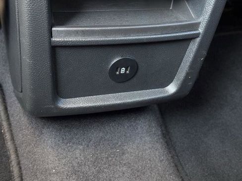 Certified 2023 Ford Edge SE w/ Black Appearance Package image 23