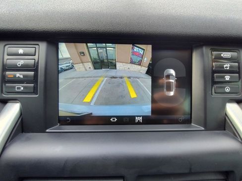 Used 2019 Land Rover Discovery Sport HSE image 24