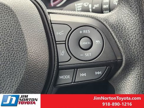 Used 2024 Toyota RAV4 XLE image 29