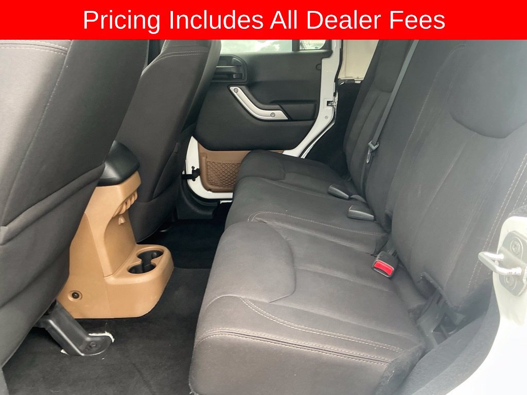 Used 2013 Jeep Wrangler Unlimited Sahara w/ Dual Top Group AWD/4WD image 17