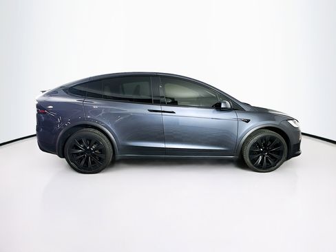 Used 2022 Tesla Model X image 10