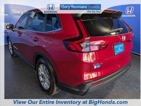 Certified 2025 Honda CR-V EX image 6