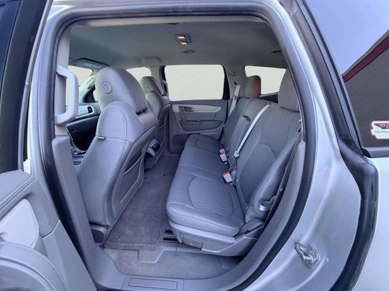 Used 2017 Chevrolet Traverse LS FWD image 21