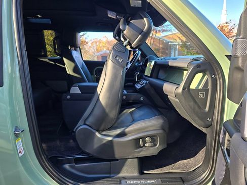 Used 2023 Land Rover Defender 110 75th Limited Edition image 21