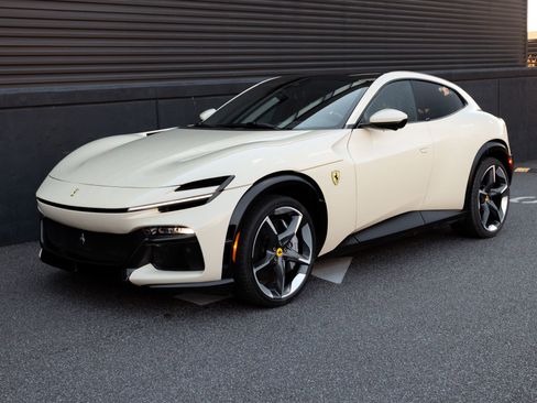 Used 2025 Ferrari Purosangue AWD/4WD image 3