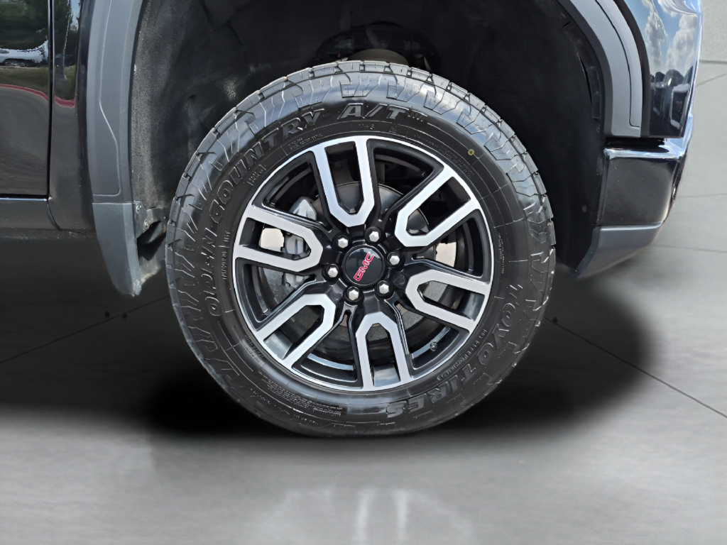 Used 2023 GMC Sierra 1500 AT4 w/ AT4 Preferred Package AWD/4WD image 13