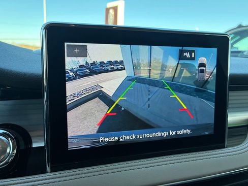 Certified 2022 Lincoln Corsair AWD w/ Equipment Group 101A image 18