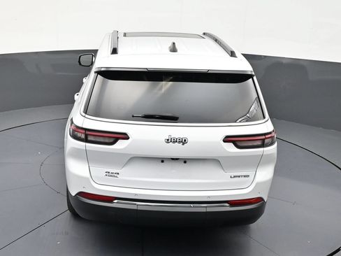 Used 2023 Jeep Grand Cherokee L Limited AWD/4WD image 15