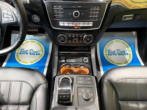 Used 2017 Mercedes-Benz GLE 43 AMG 4MATIC image 18