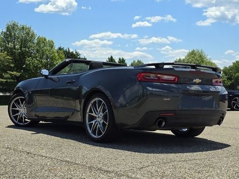 Used 2018 Chevrolet Camaro SS RWD image 13