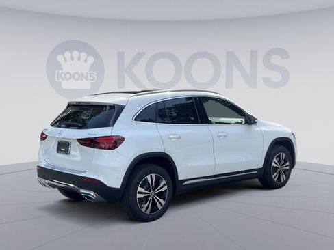 New 2026 Mercedes-Benz GLA 250 4MATIC image 11