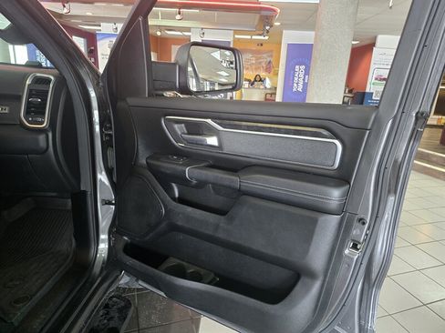 Used 2020 RAM 1500 Big Horn AWD/4WD image 16