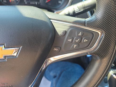 Used 2020 Chevrolet Malibu LT image 30