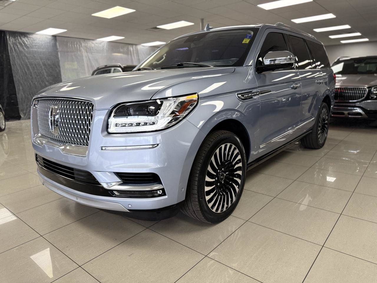 Used 2018 Lincoln Navigator Black Label AWD/4WD image 8