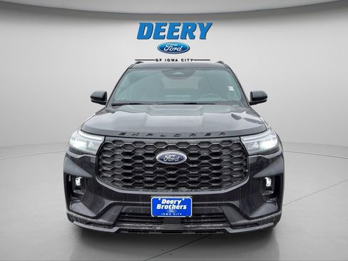 New 2026 Ford Explorer ST-Line w/ ST-Line Street Pack AWD/4WD image 18