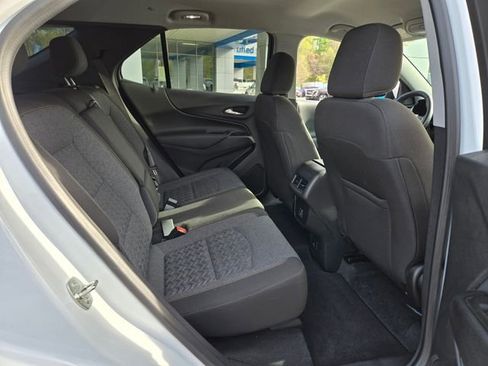 Used 2024 Chevrolet Equinox LT image 15
