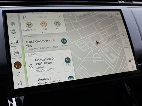 Used 2025 Land Rover Range Rover Sport Dynamic SE image 18