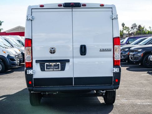 New 2026 RAM ProMaster 1500 w/ Quick Order Package 22G SLT image 5
