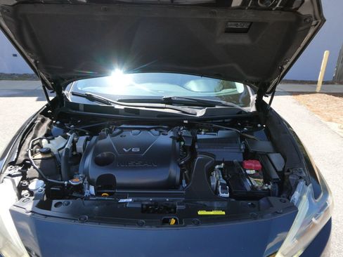 Used 2016 Nissan Maxima SR FWD image 37