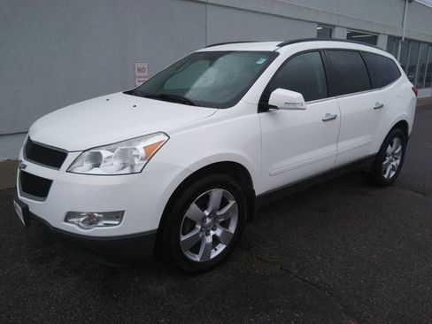 Used 2012 Chevrolet Traverse LT w/ All-Star Edition image 2