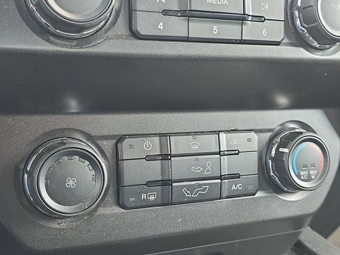 Used 2020 Ford F150 XL w/ Equipment Group 101A Mid image 16