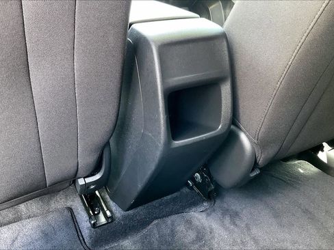 Used 2024 Chevrolet Trax LS w/ LS Convenience Package FWD image 33