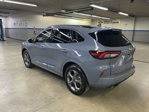 Used 2024 Ford Escape ST-Line w/ Tech Pack #1 image 5