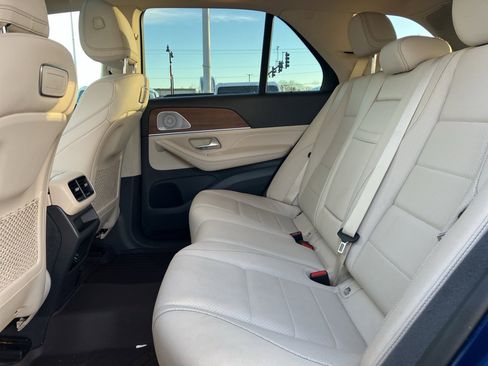 Used 2020 Mercedes-Benz GLE 350 4MATIC image 32