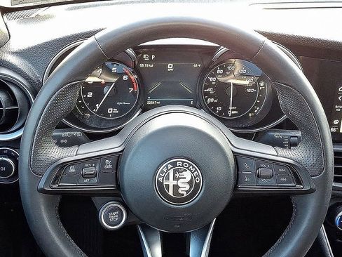 Used 2023 Alfa Romeo Giulia Ti image 23