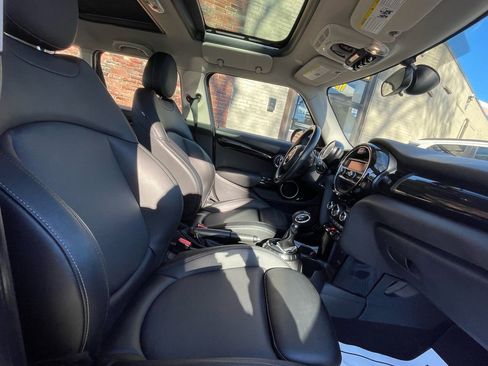Used 2015 MINI Cooper S image 23