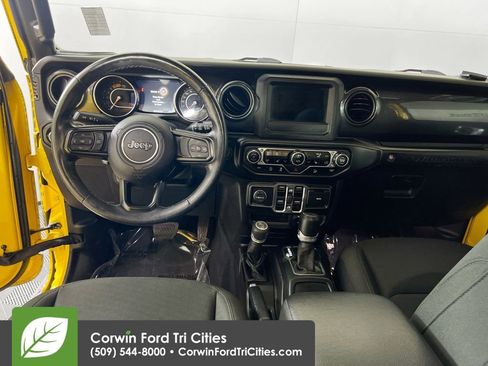 Used 2020 Jeep Wrangler Unlimited Sport AWD/4WD image 24