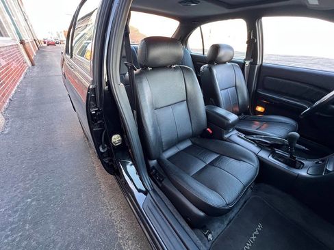 Used 1998 Nissan Maxima SE image 15