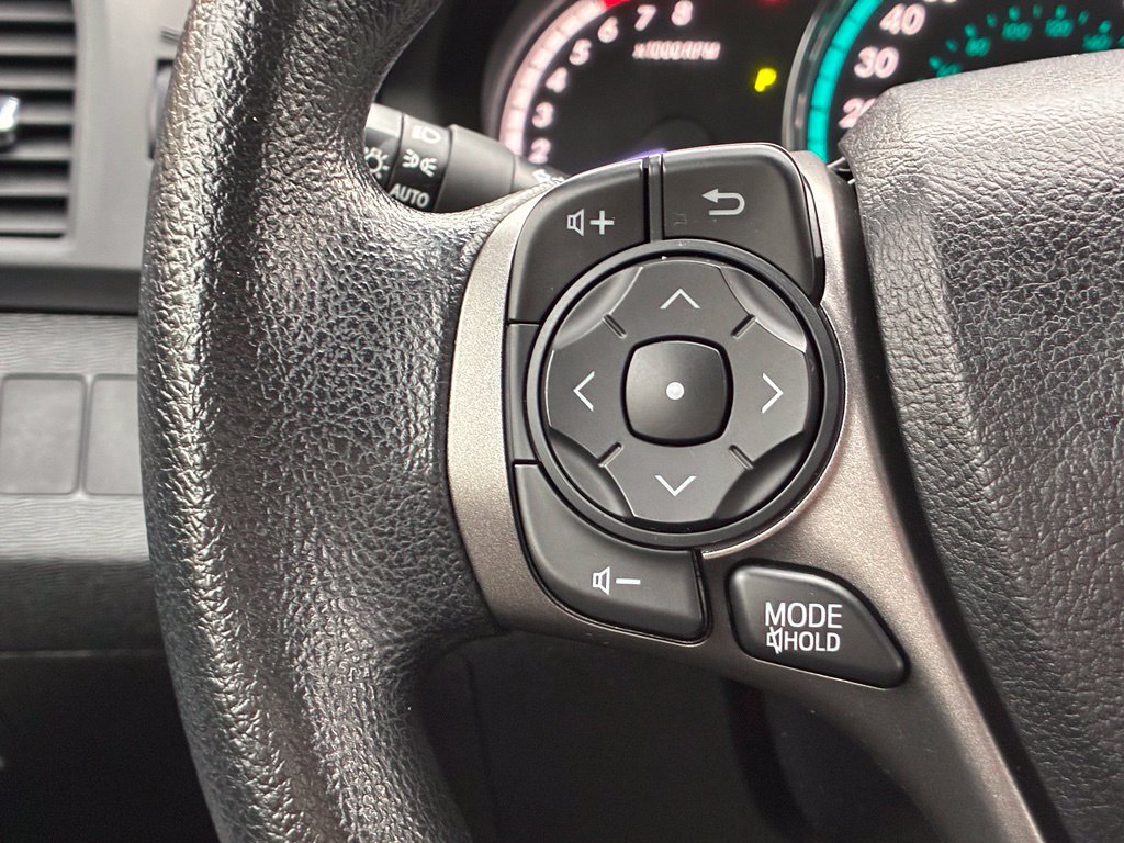 Used 2014 Toyota Venza LE AWD/4WD image 14