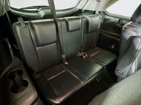 Used 2019 Toyota Highlander Limited AWD/4WD image 30