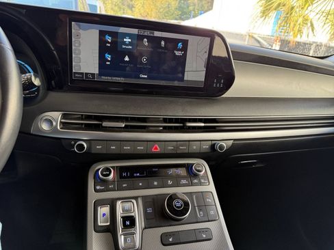 Used 2025 Hyundai Palisade SEL FWD image 24