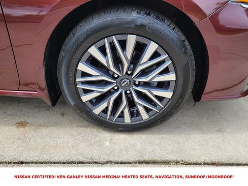 Certified 2023 Nissan Altima 2.5 SV w/ SV Premium Package FWD image 22