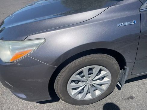 Used 2015 Toyota Camry LE FWD image 11