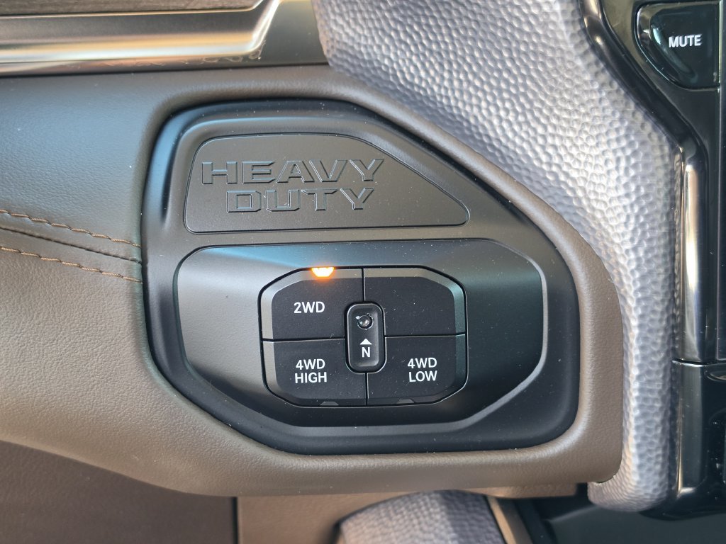 Used 2026 RAM 3500 Longhorn AWD/4WD image 27