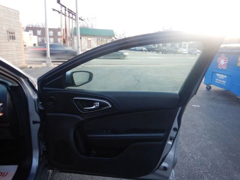Used 2015 Chrysler 200 LX image 12